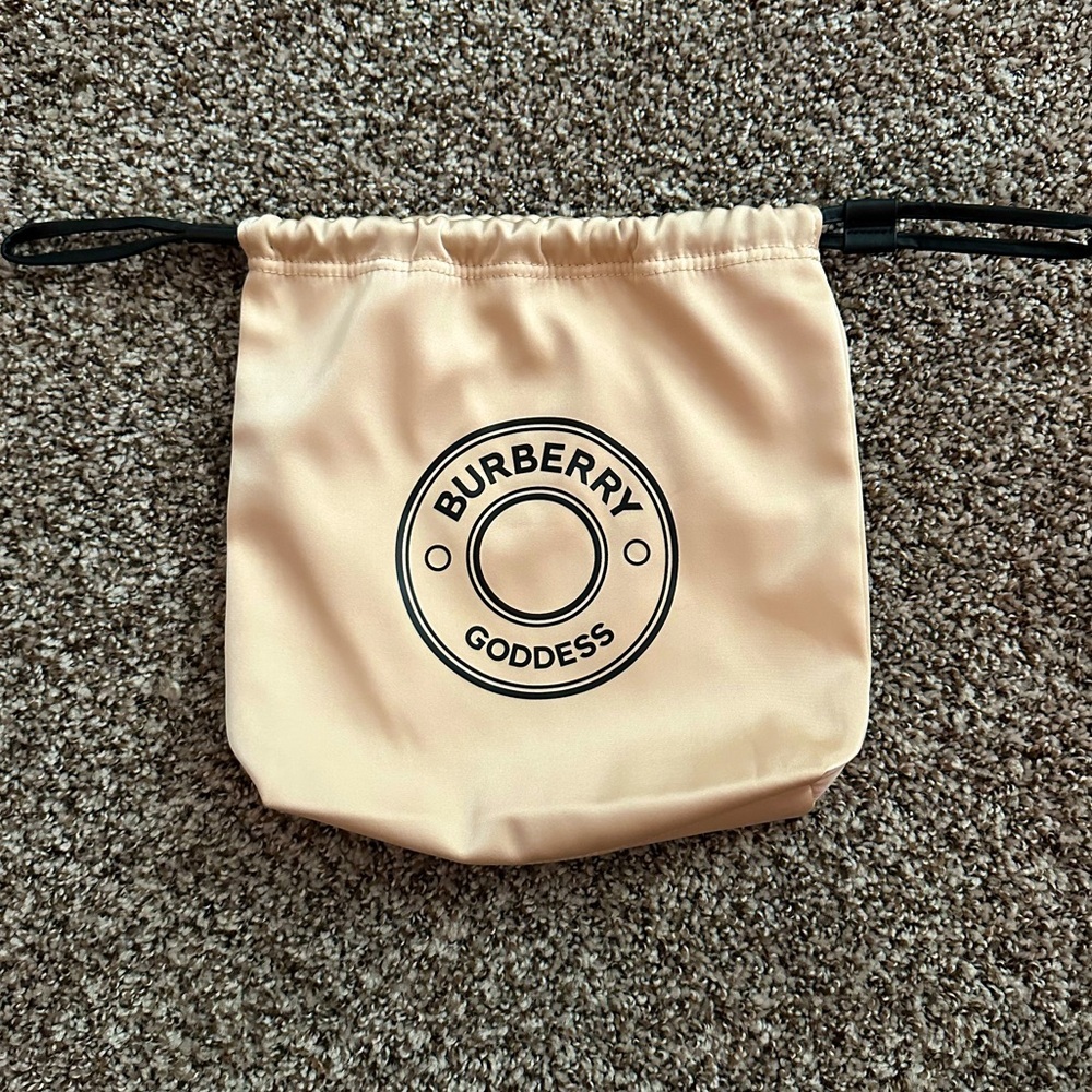 Burberry cosmetic bag